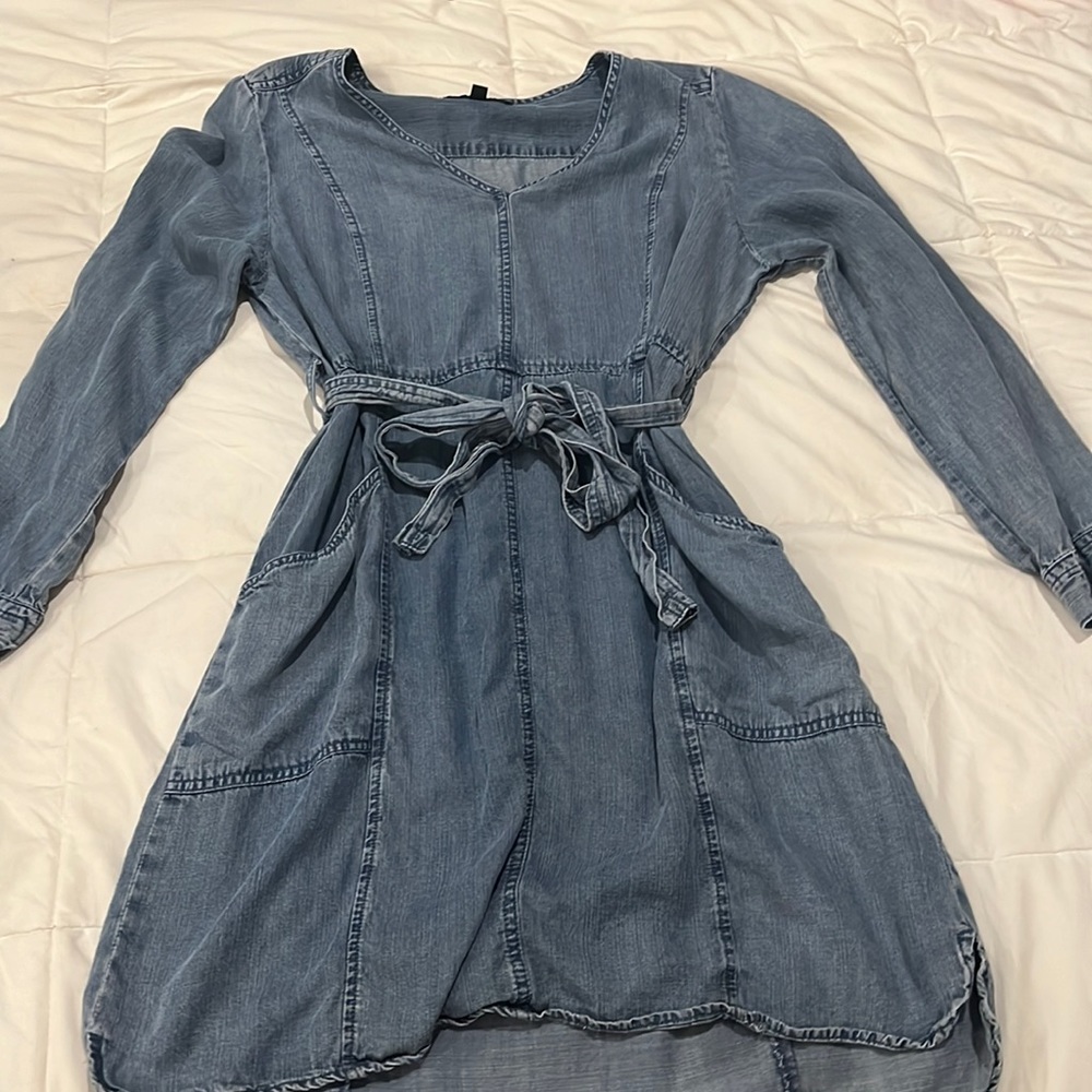 Denim Long Sleeve Dress - WORN ONCE -M